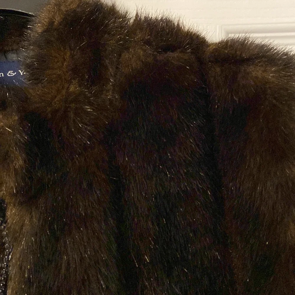 Faux Mink Preston & York Vest size L excellent condition long 24” bust 38” - Picture 3 of 8